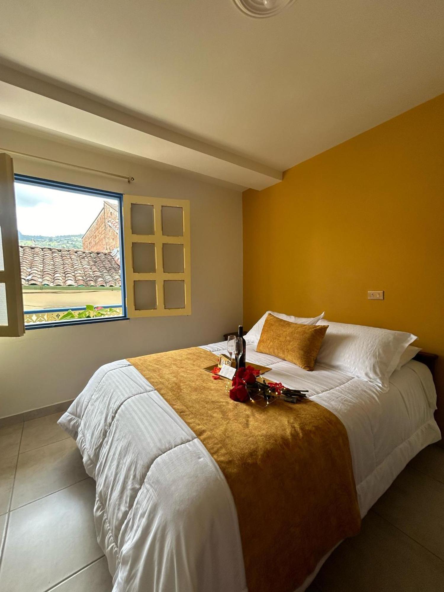 Hotel Dorado Jardin Exterior photo